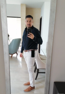 <em> </em><em><strong>Ricardo M.</strong></em>